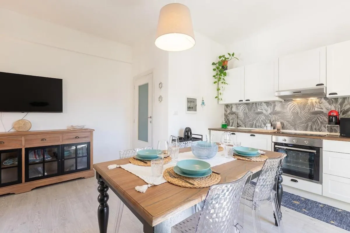 Il Tuo Rifugio A Un Passo Dal Mare - Coral Home Alghero Apartment